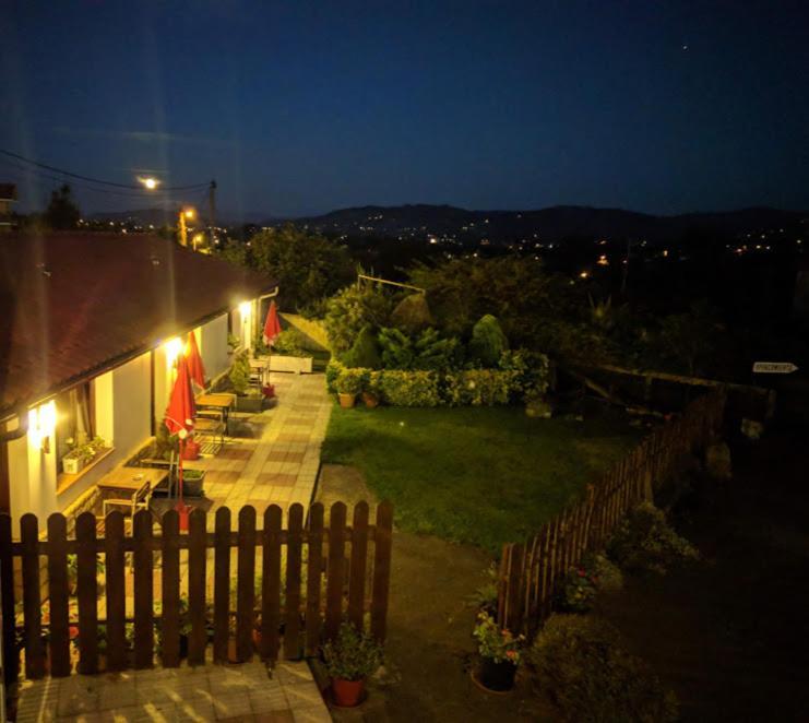 Apartamentos Rurales Knicasia Кинтуэлес Экстерьер фото